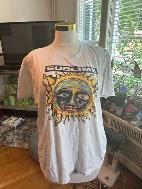 Sublime shirt size XLarge